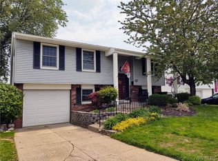 65 Danielle Dr, Cheektowaga, NY 14227