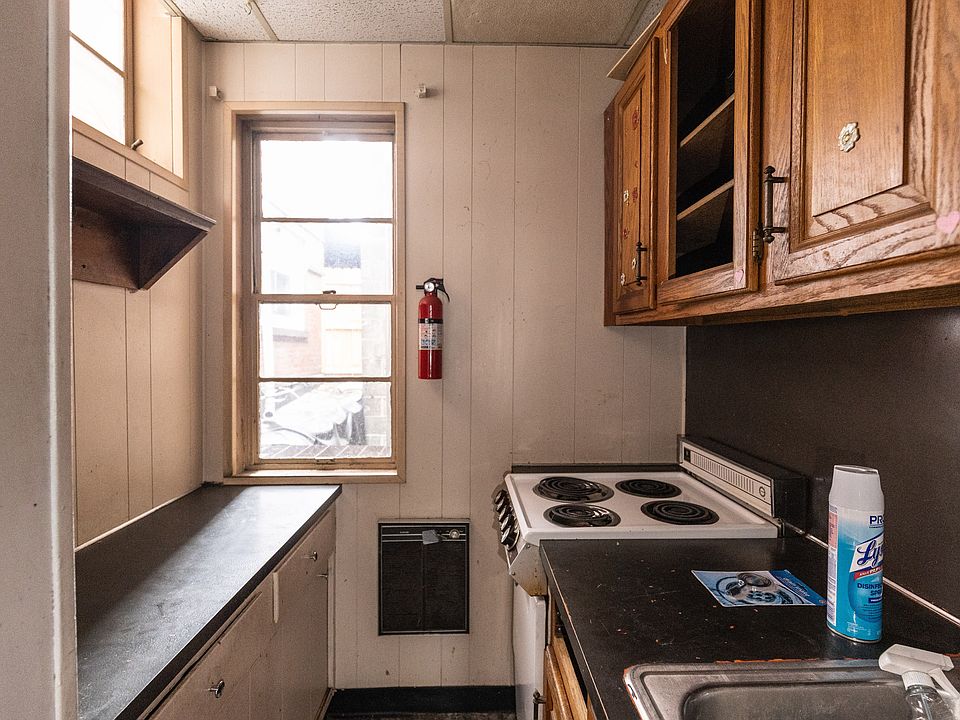 1st image of 212 W Market St #A