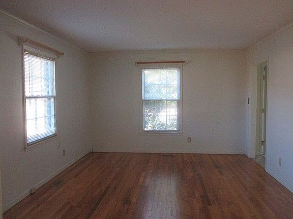 Formal Living Room 