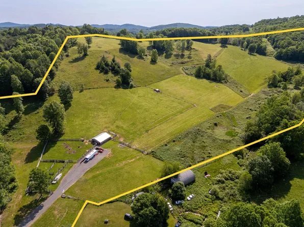 Gibson Knob Rd, Laurel Fork, VA 24352