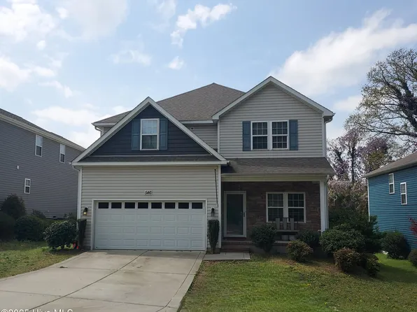 546 W New Hampshire Avenue, Southern Pines, NC 28387