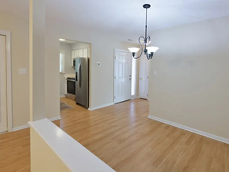 2831 Edridge Ct #202 — Photo 20