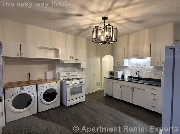 114 5th St #1, Cambridge, MA 02141