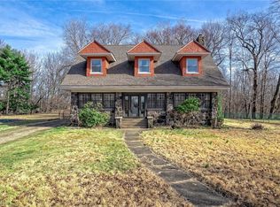 1000 Dillewood Rd, Cleveland, OH 44119