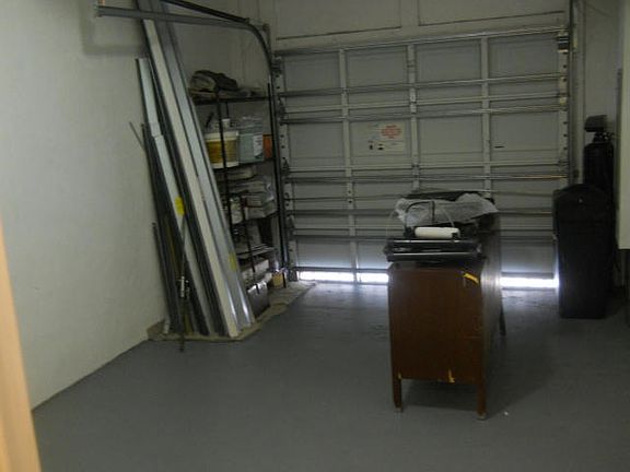 2nd image of 324 N Palm Villas Way