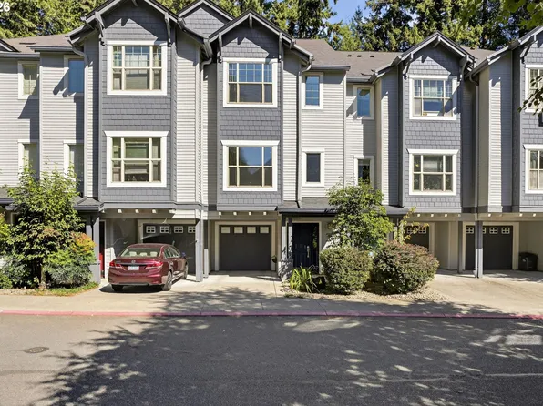 2014 NE 50th Way, Hillsboro, OR 97124