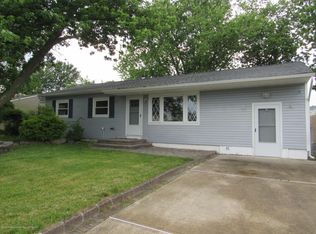 798 Bermuda Dr, Toms River, NJ 08753
