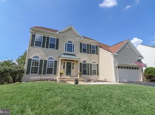 807 Santmyer Dr SE, Leesburg, VA 20175