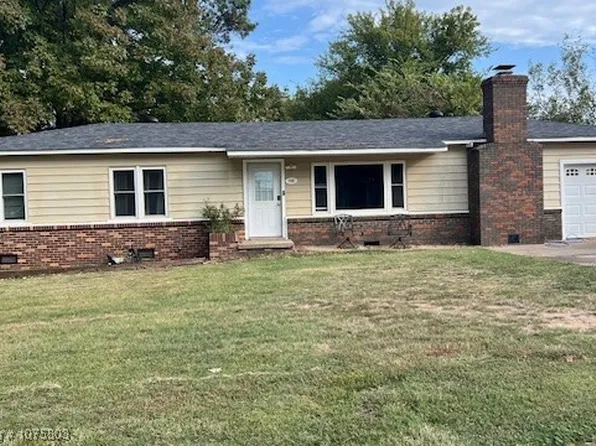 705 Martin Dr, Fort Smith, AR 72908