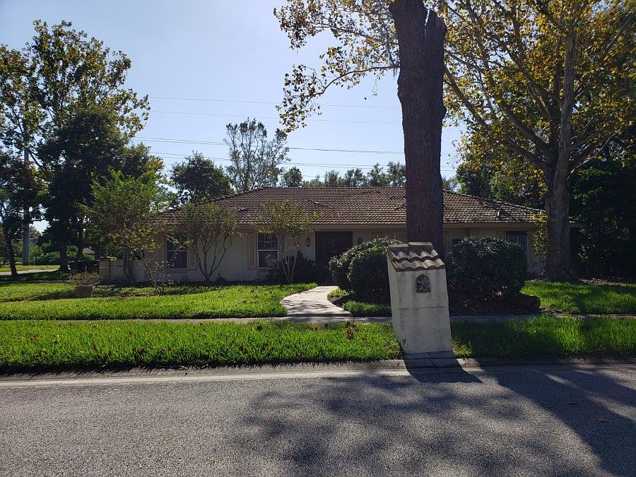 1st image of 701 Blue Lake Dr