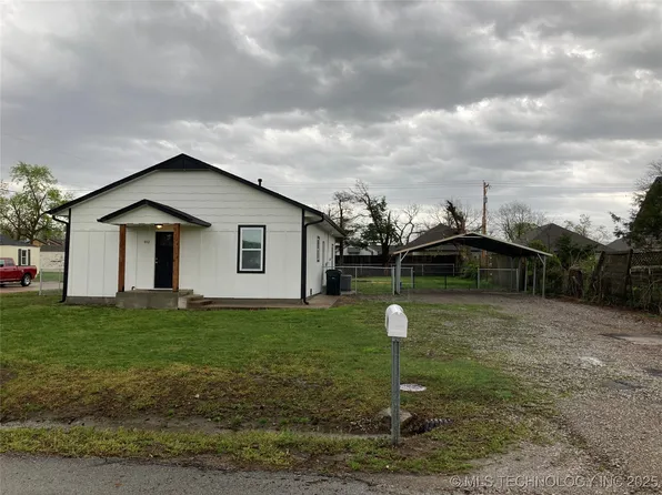 402 S Perdue Ave, Claremore, OK 74017