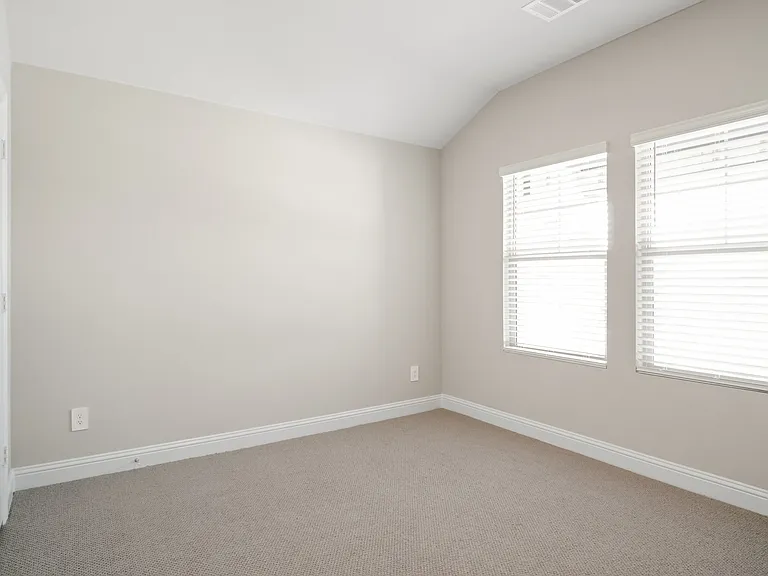 1244 Coneflower Pl — Photo 12