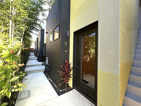 3rd image of 2664 L St #5