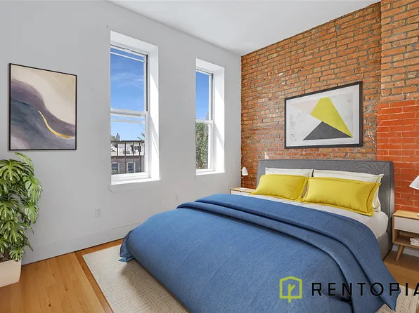 886 Jefferson Avenue image 3 of 6