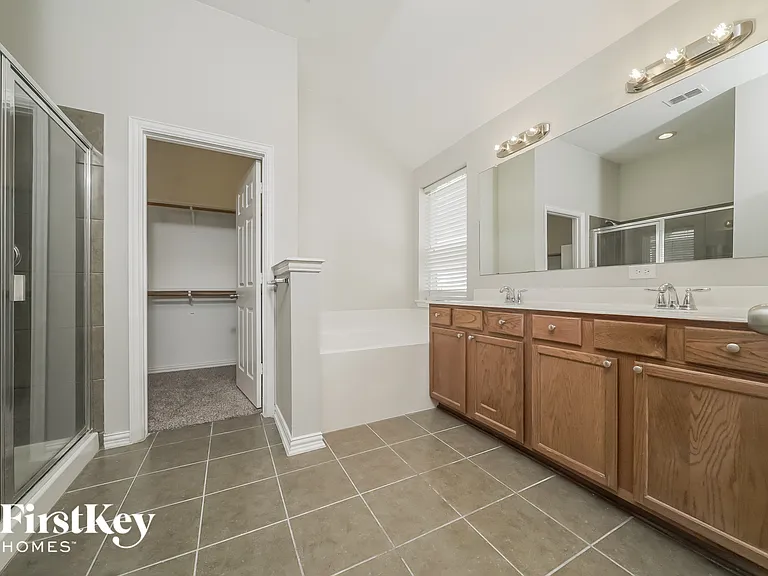 1521 Toucan Dr — Photo 10