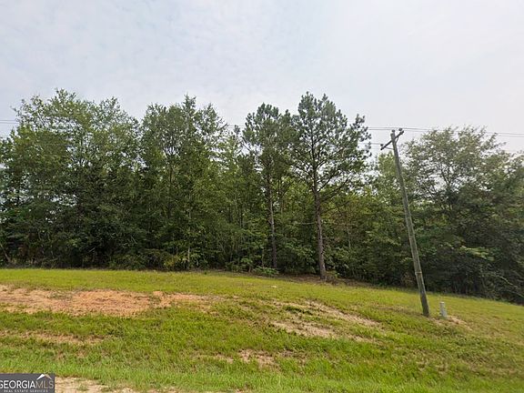 2nd image of 12 E Old Wire Rd