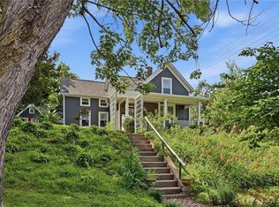 121 Spruce St, Leavenworth, KS 66048