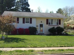 7707 Arlen St, Annandale, VA 22003