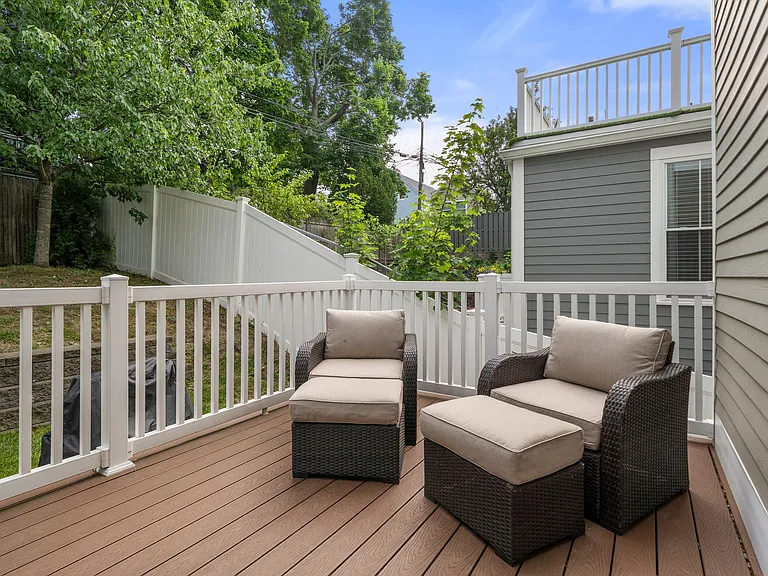 213 E Eagle St #3 — Photo 23