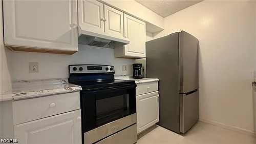 3407 Winkler Ave #309 Photo 1