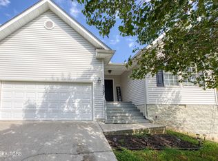 3107 Pinex Ln, Knoxville, TN 37921