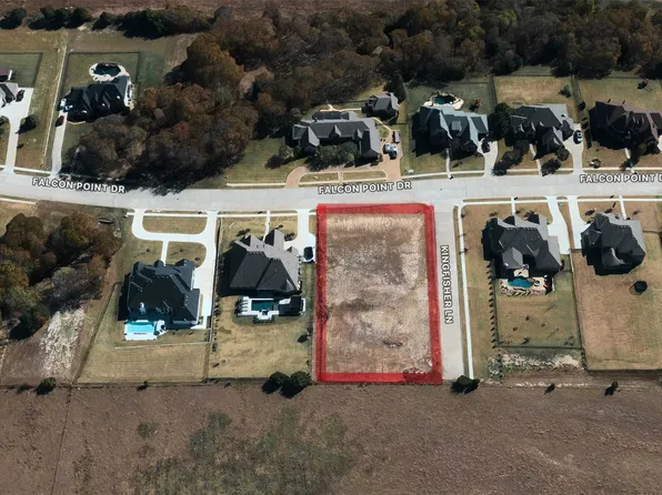 140 Falcon Point Dr, Heath, TX 75032