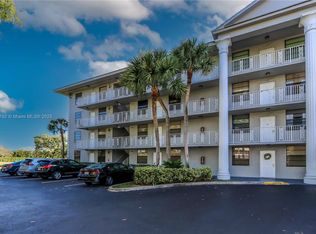 1510 Whitehall Dr APT 102, Davie, FL 33324