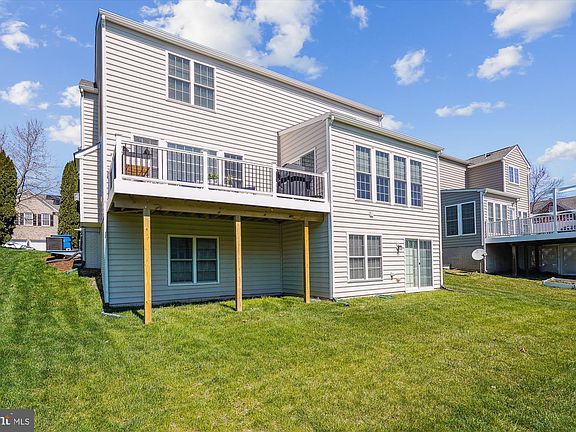 4th image of 42823 Ravenglass Dr