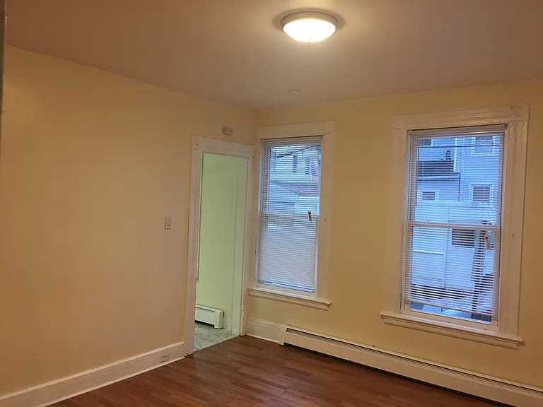 28 Cedar St #1 — Photo 12