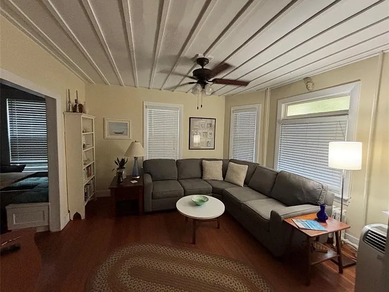 28 Atlantic St #1 — Photo 2