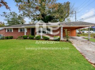 900 Woodburn Dr, Columbus, GA 31907