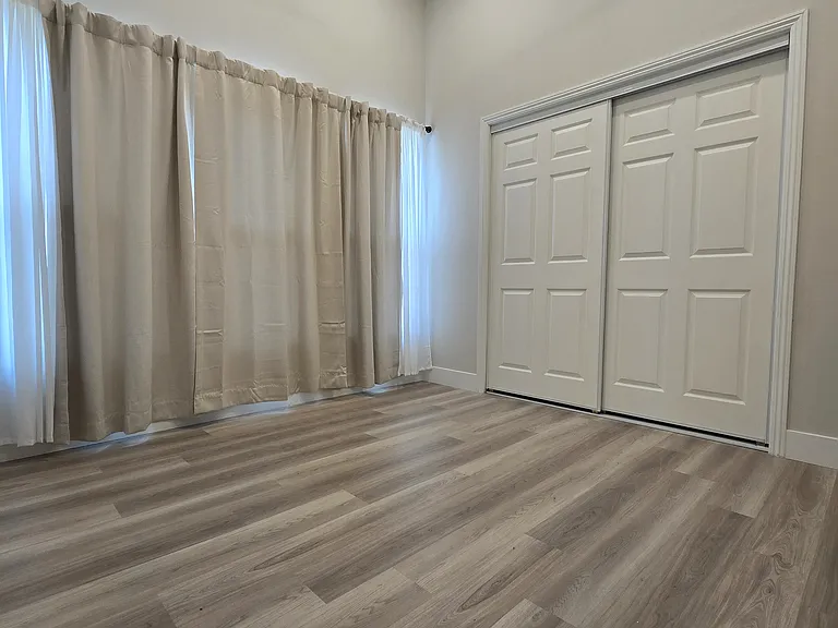 609 Court St #A — Photo 11