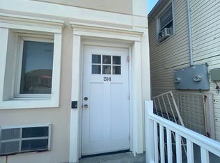 19 Kentucky St APT 204, Long Beach, NY 11561