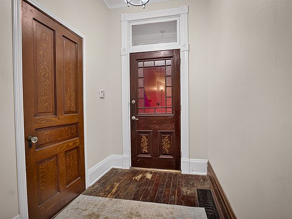 5th image of 5972 Alder St