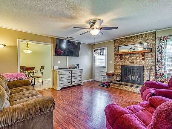 4th image of 221 Southland Dr