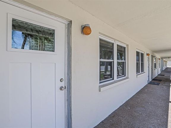2nd image of 4565 Duhme Rd APT 102