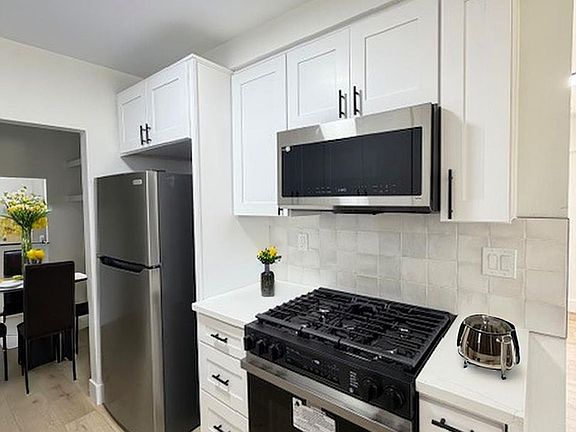 3rd image of 7566 Fillmore Dr #D
