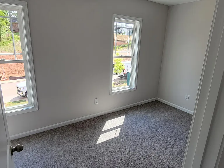 147 Diploma Dr — Photo 23