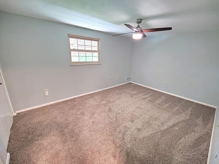 1704 Anna Ave — Photo 19