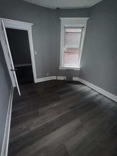 188 Ashburton Ave Photo 1