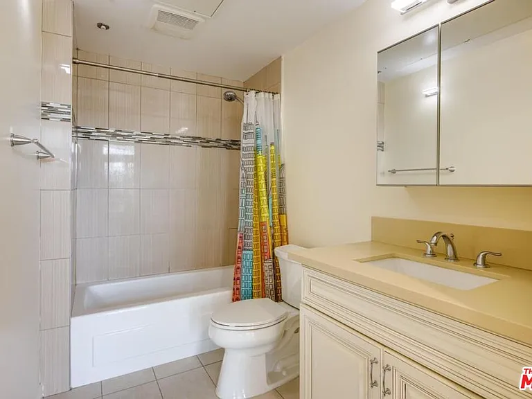 155 S Oxford Ave #506 — Photo 19