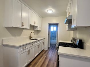 861 N Washington Pl APT 4, Long Beach, CA 90813