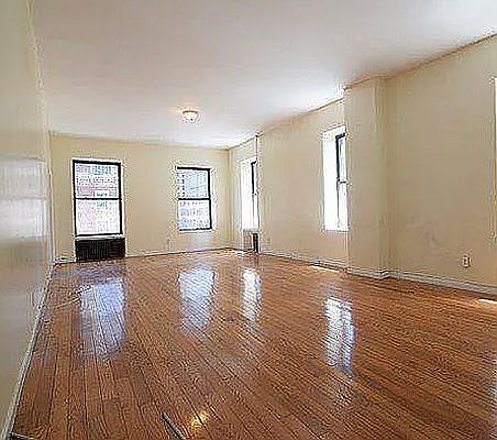 2nd image of 301 W 55th St APT 6