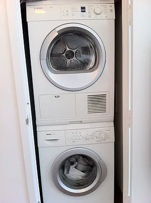 Rented by Compass | media 7