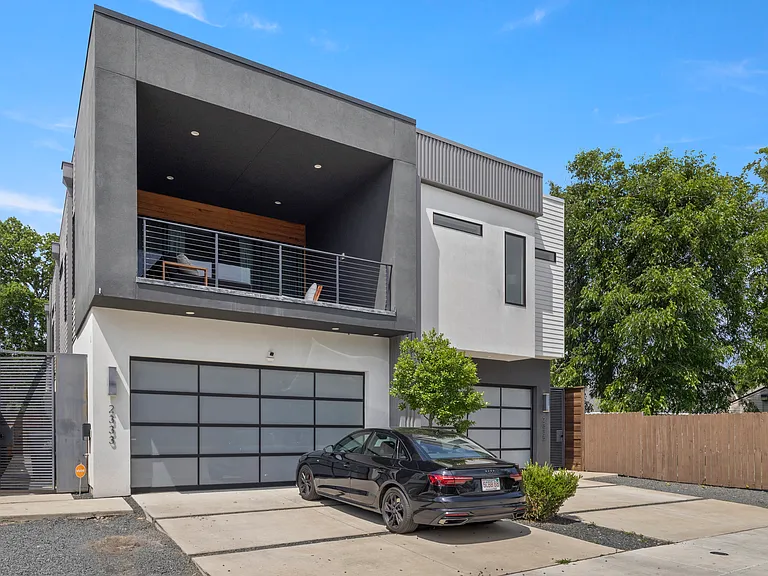 2335 Kirby St — Photo 16