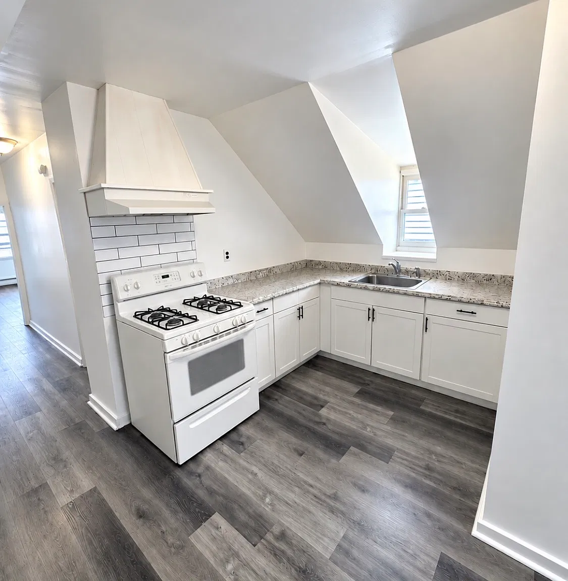 Ripley Pl, Elizabeth — Photo 1
