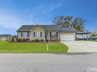 100 Jj Dr, Benson, NC 27504