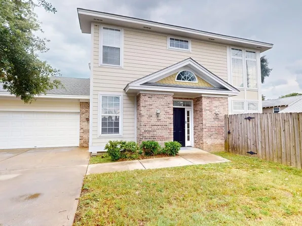 185 Saint Jude St APT 8, Biloxi, MS 39530
