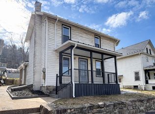 433 S Water St, Mill Hall, PA 17751