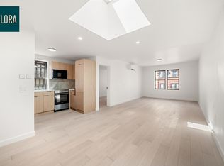 310 E 12th St APT 5C, New York, NY 10003